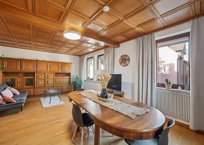 Sali Homes K39 Monte-carlo -spacious 6-bedroom With Terrace And Garden Views In Ideal For Groups Appartement *